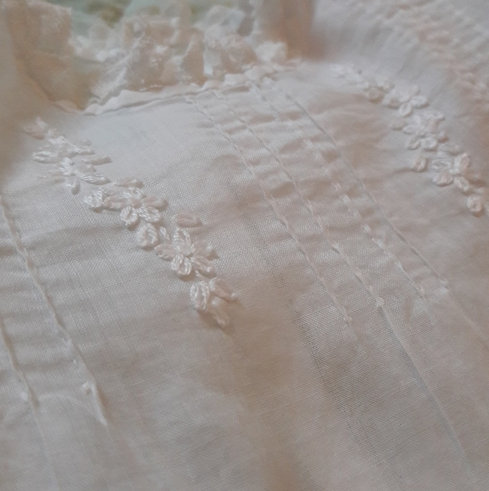 EXTRA PICS OF THE DETAILS! 6 PIECE BAPTISMAL ENSEM
